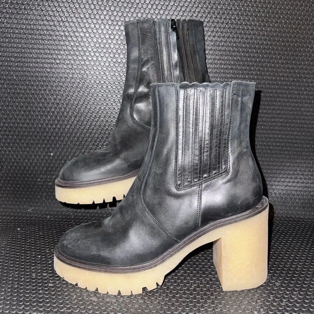 Free People James Chelsea Chunky Sole Black Leather Boot Women’s Size 8.5 (39)